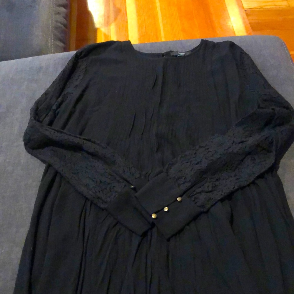 Black dress with lace sleeves